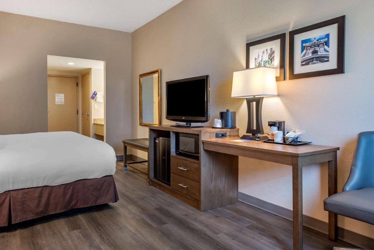 Room image 6